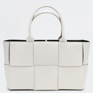 Bottega Veneta Intrecciato Arco Medium White